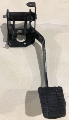 Блок кронштейн сцепления с педалью Уаз Патриот