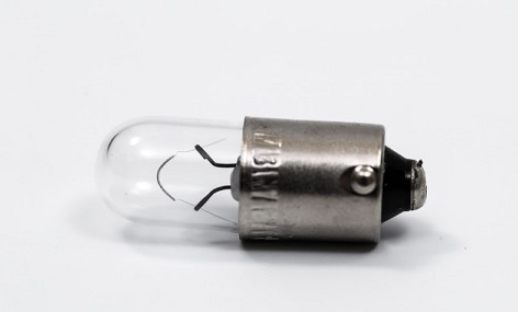 Лампа габаритная+панели приборов Газ, Уаз с цоколем, vta-13602.5197 за 20.00 руб.