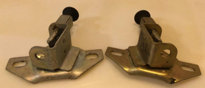 Фиксатор задних сидений Уаз 469, 3151 комплект