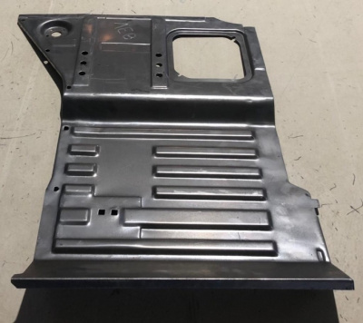 Панель пола Уаз 469, Хантер передняя левая