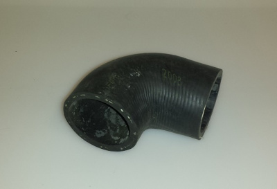 Патрубок масляного радиатора угловой Газель, Соболь, Волга дв. 560 Штайр