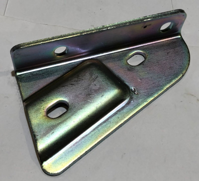 Кронштейн приемной трубы Уаз Патриот 3163