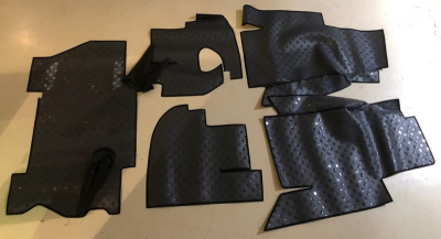 Коврики в салон Уаз 452, 3741 из 5-ти (автолин) комплект