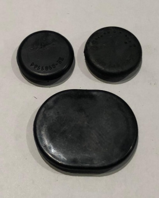 Заглушка эксцентриков тормозного щита Газель, Соболь комплект