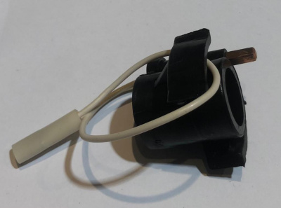 Втулка сбрасывателя поворотника Волга 3110, 3102, 31105 (втулка сигнала)