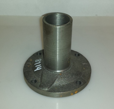 Крышка первичного вала (фланец КПП) Уаз 4-х ступенчатая ( под толстый вал)