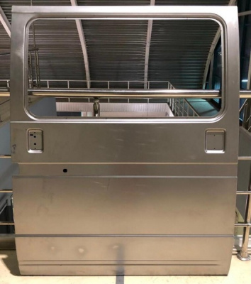 Дверь раздвижная Газель, Соболь, Баргузин Бизнес с окном