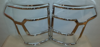 Накладки декоративные задних фонарей Уаз Патриот с 2014 г. хромированные комплект