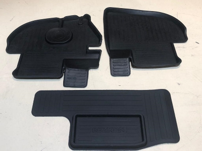Коврики в салон Уаз 452, 3741 (резина) дорогие комплект