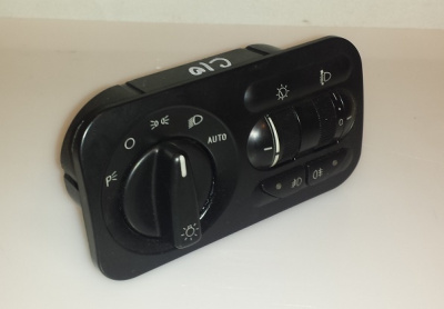 Модуль управления светотехникой Уаз Патриот старого образца с положением AUTO