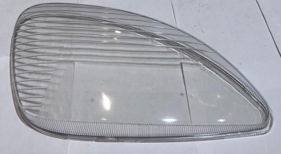 Стекло (рассеиватель) фары Газель, Соболь нового образца пластмассовое "BН" правое