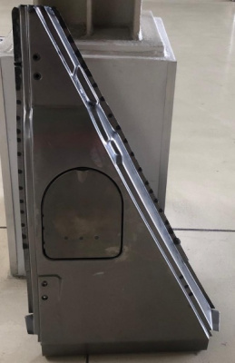 Стойка двери Уаз 469, 3151, Хантер центральная правая