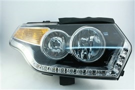 Фара Уаз Патриот с 2014 г. правая (рестайлинг)