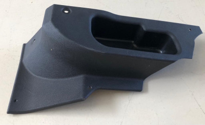 Облицовка (накладка) подставки заднего 3-х местного сиденья Уаз Патриот с 2015 левая