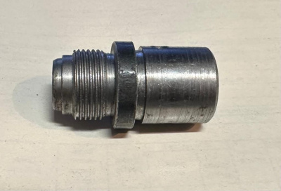 Втулка привода спидометра Уаз старого образца (Штуцер шестерни привода спидометра)