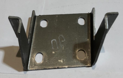 Кронштейн поперечины рамы №2 Уаз Патриот, Хантер правый