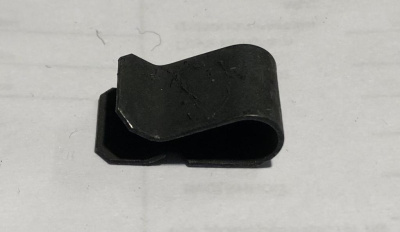 Держатель скоба крепления переднего бампера Уаз Патриот (зажим)