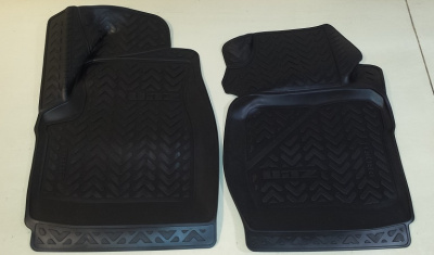 Коврики в салон Уаз Профи с колесной формулой 4х4 комплект
