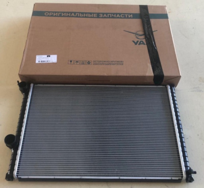 Радиатор охлаждения Уаз Патриот с 2019 г. с АКПП