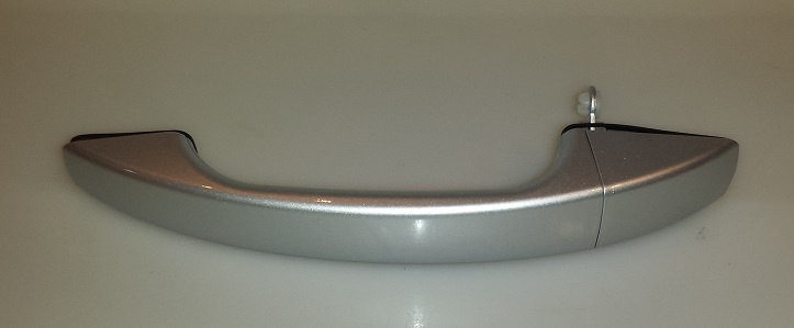 Ручка двери Уаз Патриот наружная с 2014 г. серебро левая, 3163-80-6105151-07 за 1 500 руб.