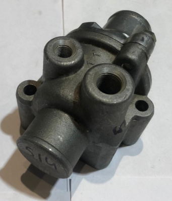 Корпус термостата Уаз дв. 514 ЗМЗ в сборе. 5143-1306008 толстый выход