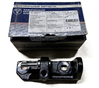 Кронштейн генератора ГАЗ 66, ПАЗ ЗМЗ 511, 513 с пальцем