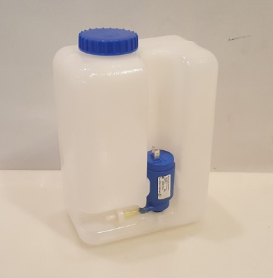 Бачок омывателя стекла 2.5 литра с мотором Газель Волга Уаз, Ваз