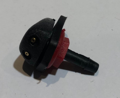 Форсунка омывателя (веерная)