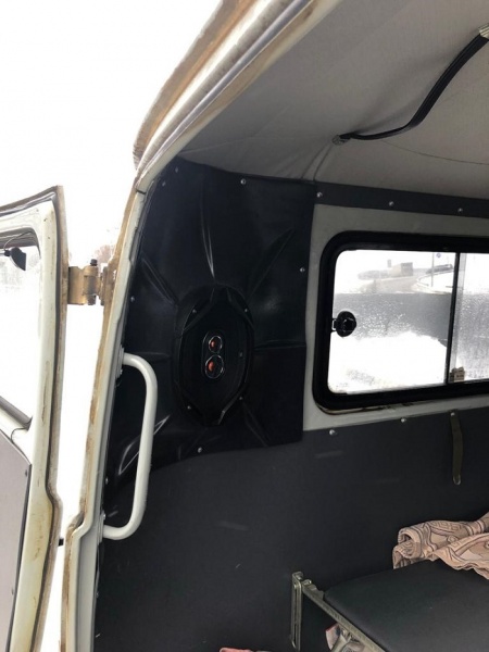 Накладки задних стоек Уаз 452, 3741 под колонки комплект