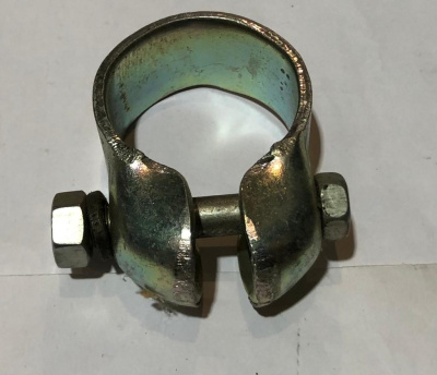 Хомут крепления рулевой колонки зажимной с болтом Уаз 452, 3741