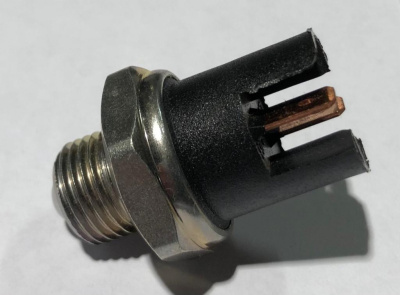 Датчик заднего хода Газель, Соболь, Волга старого образца (Выключатель света заднего хода ГАЗ, ВАЗ)