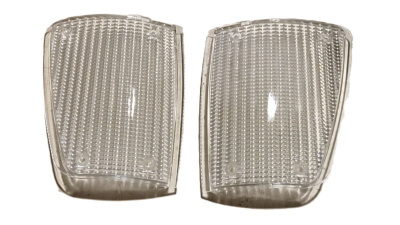 Стекло передних поворотников Волга 3102 белые комплект