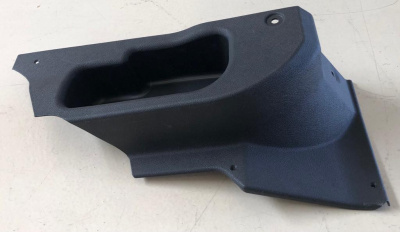 Облицовка (накладка) подставки заднего 3-х местного сиденья Уаз Патриот с 2015 г. правая