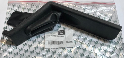 Накладка облицовки туннеля пола под рычаг ручника Уаз Патриот с 2016.г