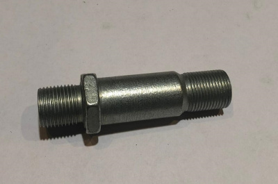 Штуцер крепления теплообменника и масляного фильтра дв. А274, А275 Эвотек