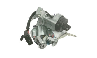 Замок зажигания Уаз Патриот 1 ключ транспордер + 2 ключа ПДУ + 2 личинки замка двери