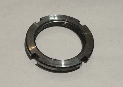 Гайка подшипника первичного вала Уаз старого образца