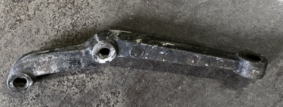 Рычаг поворотного кулака левый без ГУРа Волга 3110, 3102 L-270MM