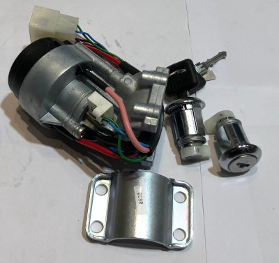 Замок зажигания с личинками Уаз 2360