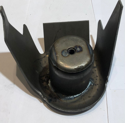 Кронштейн пружины правый на раму Уаз