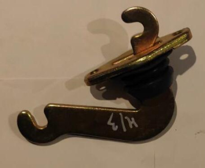 Рычаг промежуточный привода стояночного тормоза Уаз Патриот в сборе с 2014 г. аналог