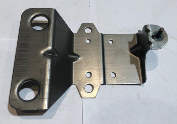 Кронштейн воздушного фильтра Газель Next (на лонжероне кабины)