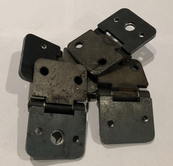 Петли задней дверей Газель, Соболь комплект из 4-х штук (метал)