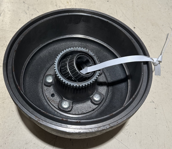 Ступица Соболь,Баргузин задняя в сборе с подшипниками под ABS с барабаном