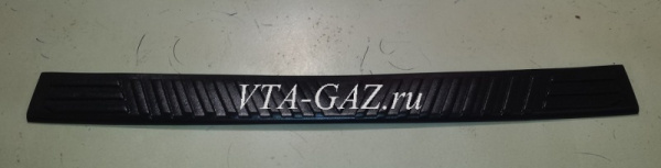 Накладка заднего бампера Уаз Патриот с 2014 г. черная пластик