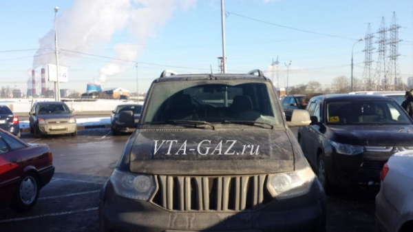 Решетка (облицовка) радиатора Уаз Патриот с 2014 "PRADO"