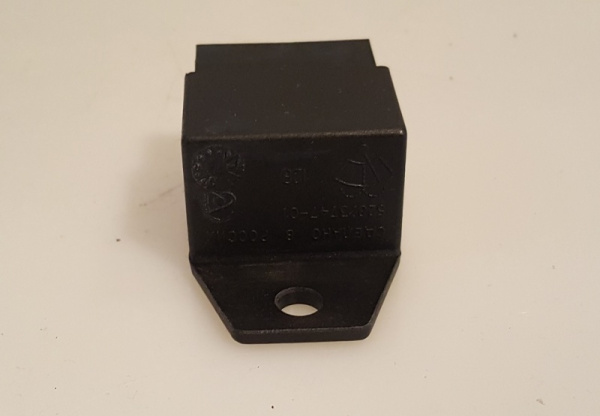 Реле стеклоочистителя Уаз 452, 3741, Хантер