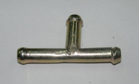 Тройник шлангов d-8 метал